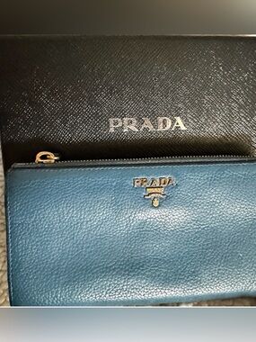 Prada Teal Leather Zip Wallet with Gold Logo with Box VGUC